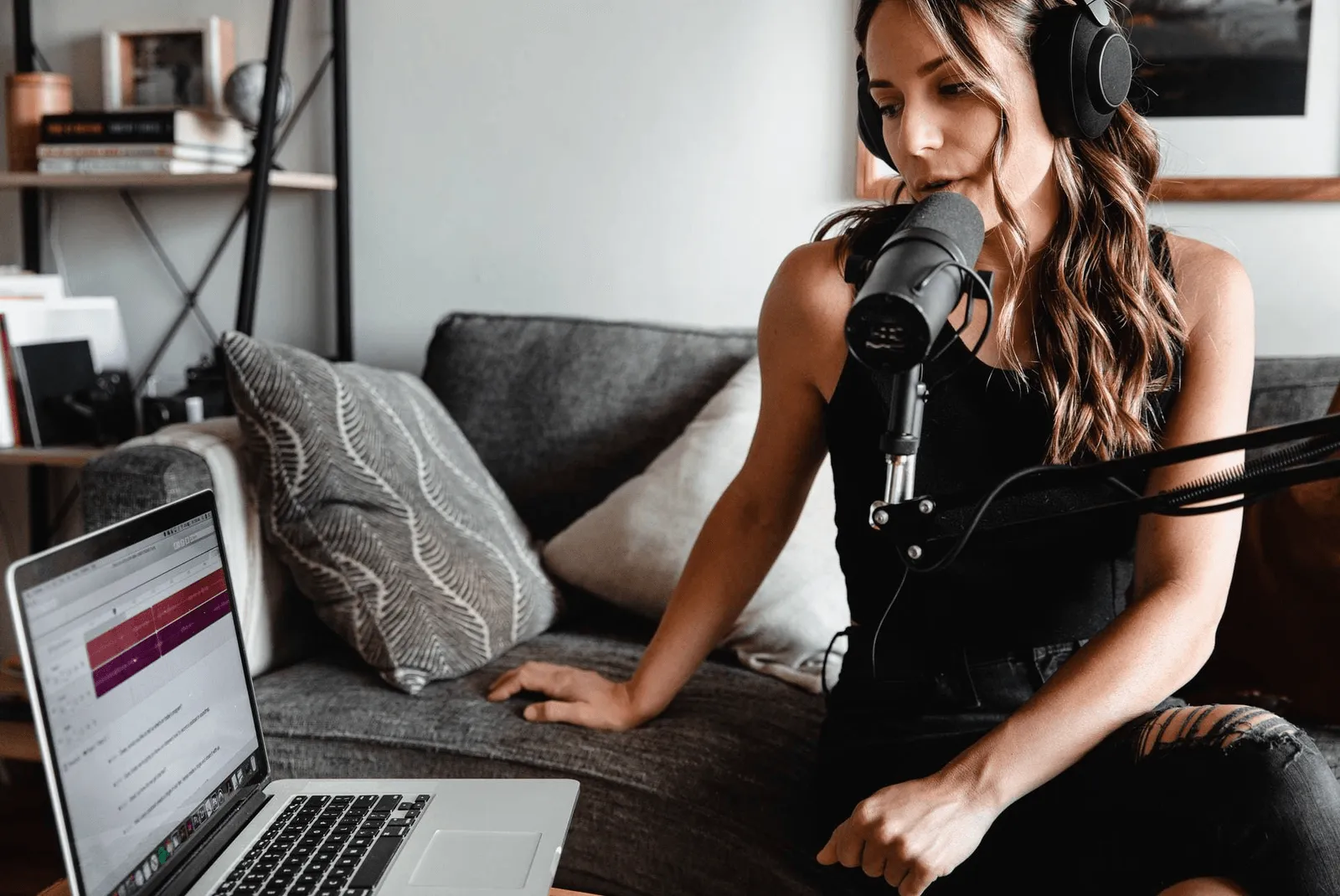 Podcast girl