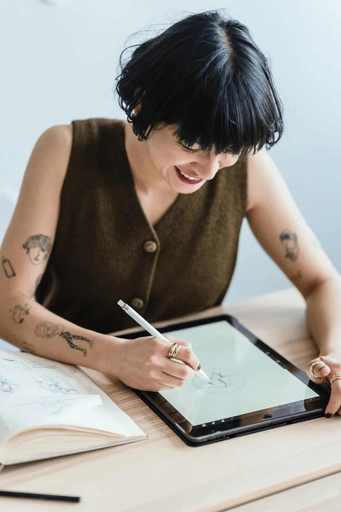 Woman artist